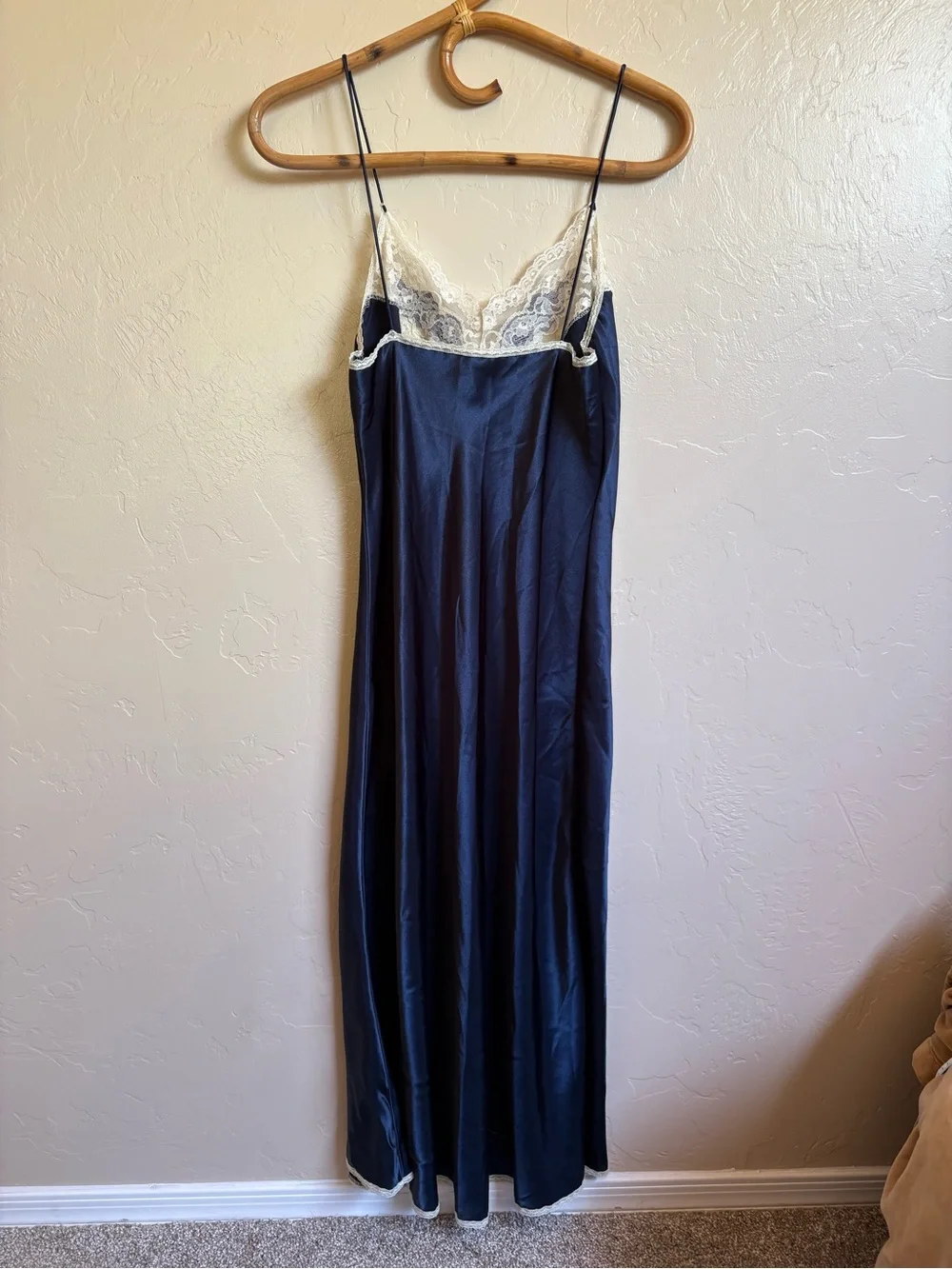 Vintage Satin & Lace Slip Night Gown / Matching Robe Navy Blue Size Medium - Picture 6 of 8